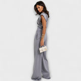 Asimetrični Set s Dramatičnim Ramena