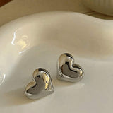 Široki naušnici u obliku srca