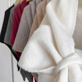 Leda – Mekani i elegantni jesenski ogrtač