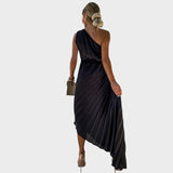 Nika - Elegantna Haljina s Naborima na Ramenu